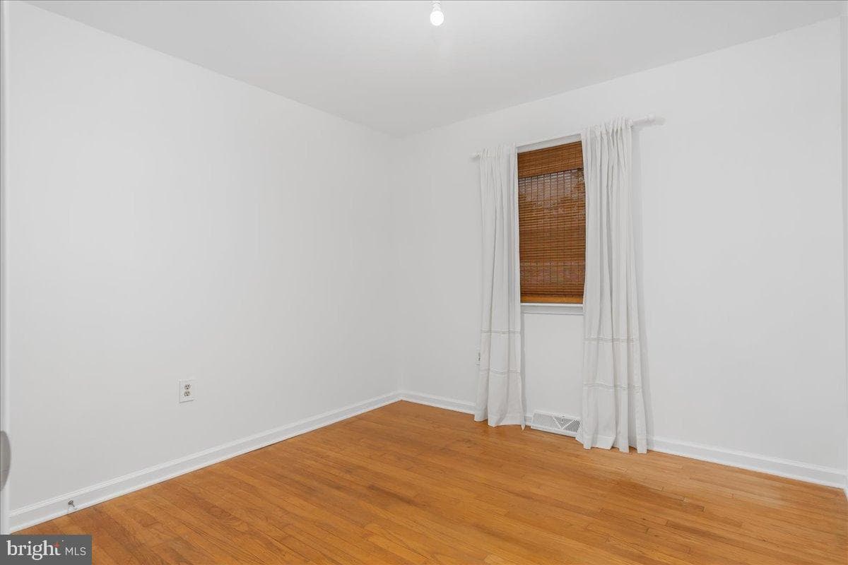 5950 Ridge Road photo 24
