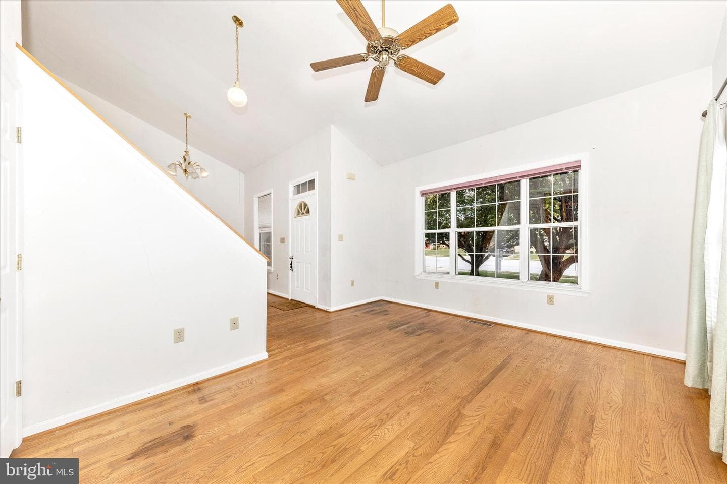 105 Ridge Avenue photo 10