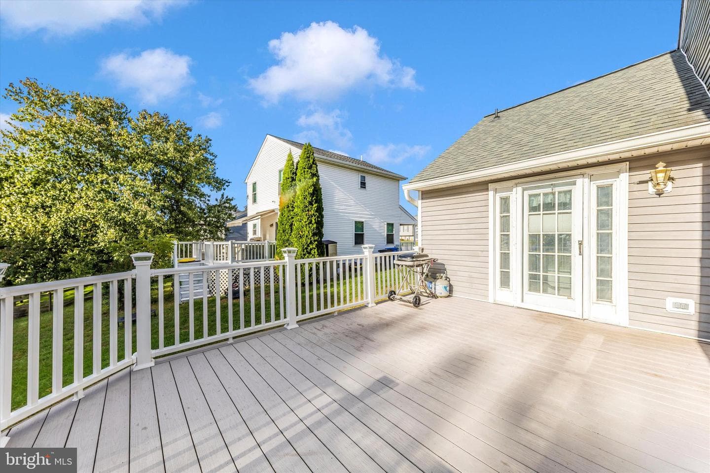 105 Ridge Avenue photo 19