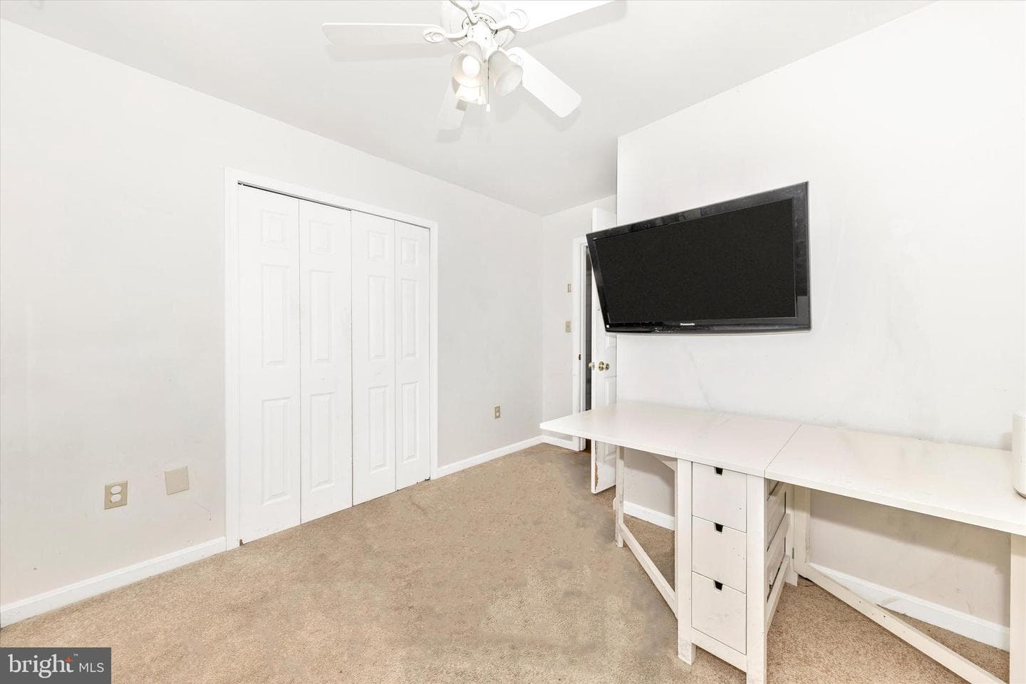 105 Ridge Avenue photo 23