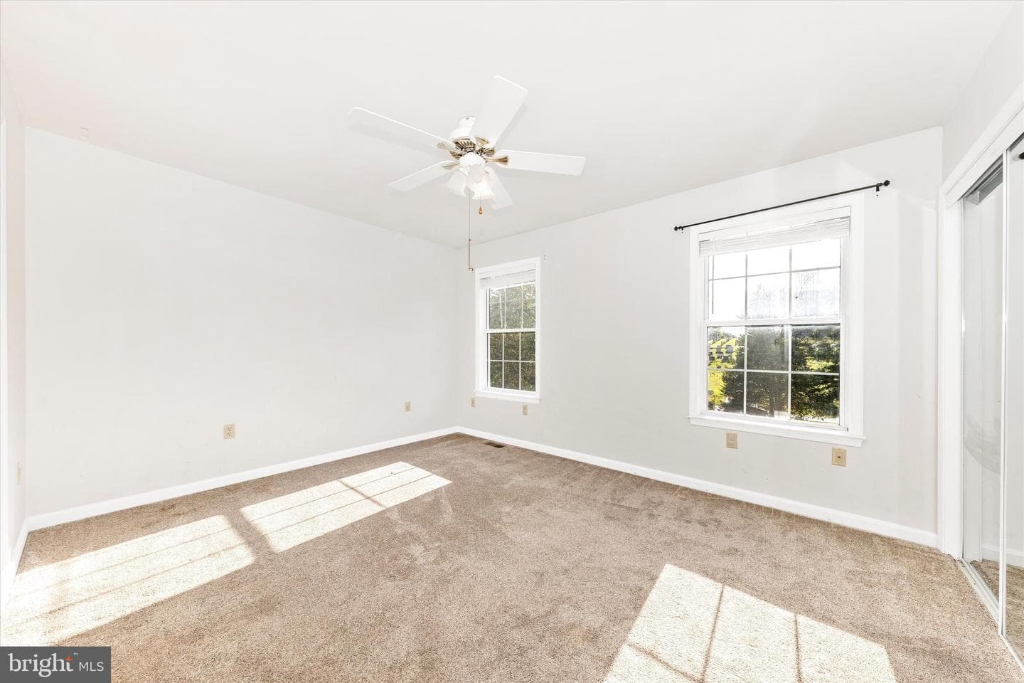 105 Ridge Avenue photo 26