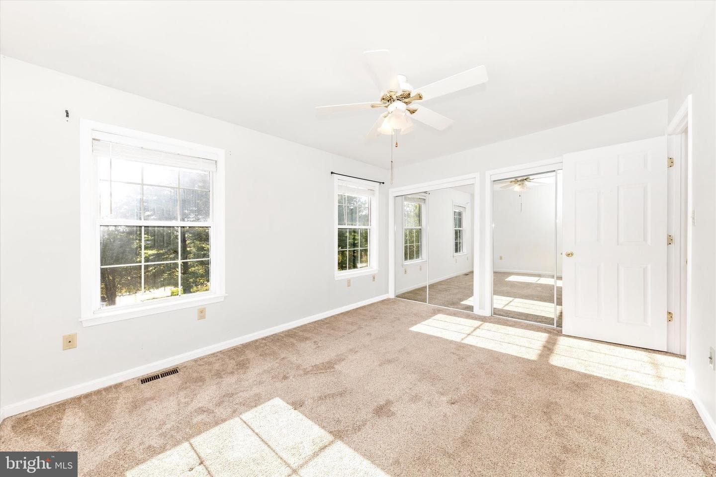 105 Ridge Avenue photo 28