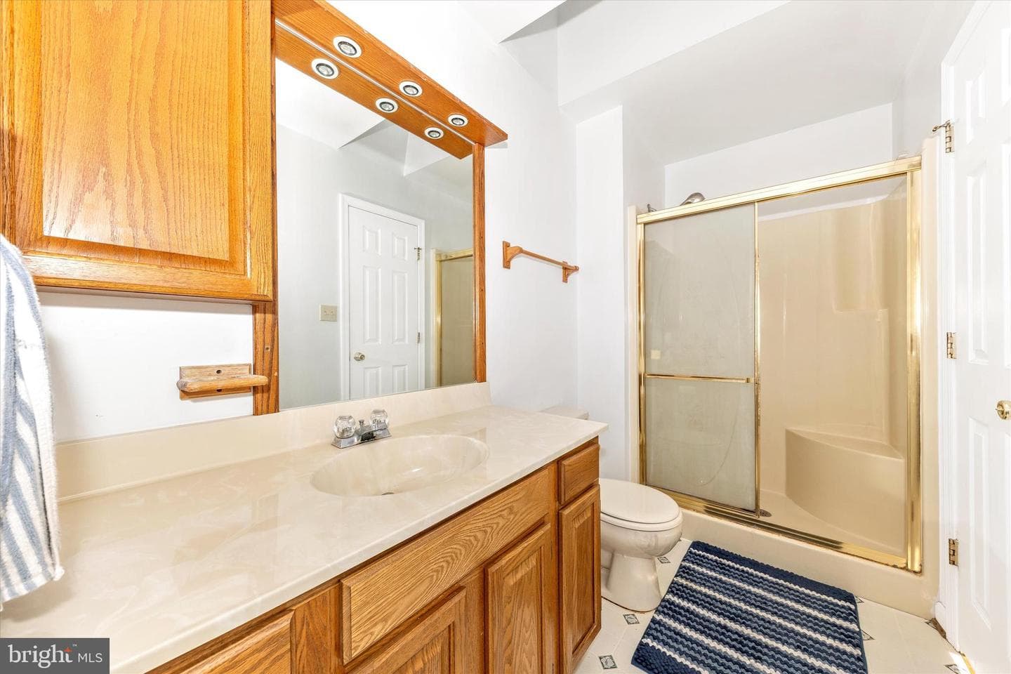 105 Ridge Avenue photo 30