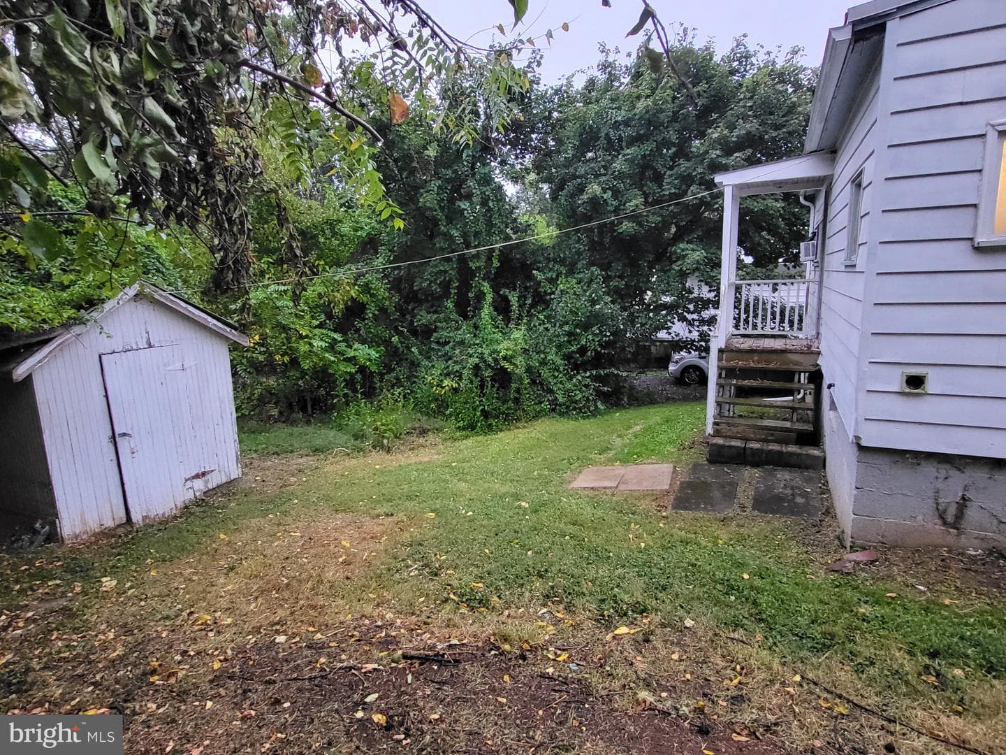 11 Baker Avenue photo 3