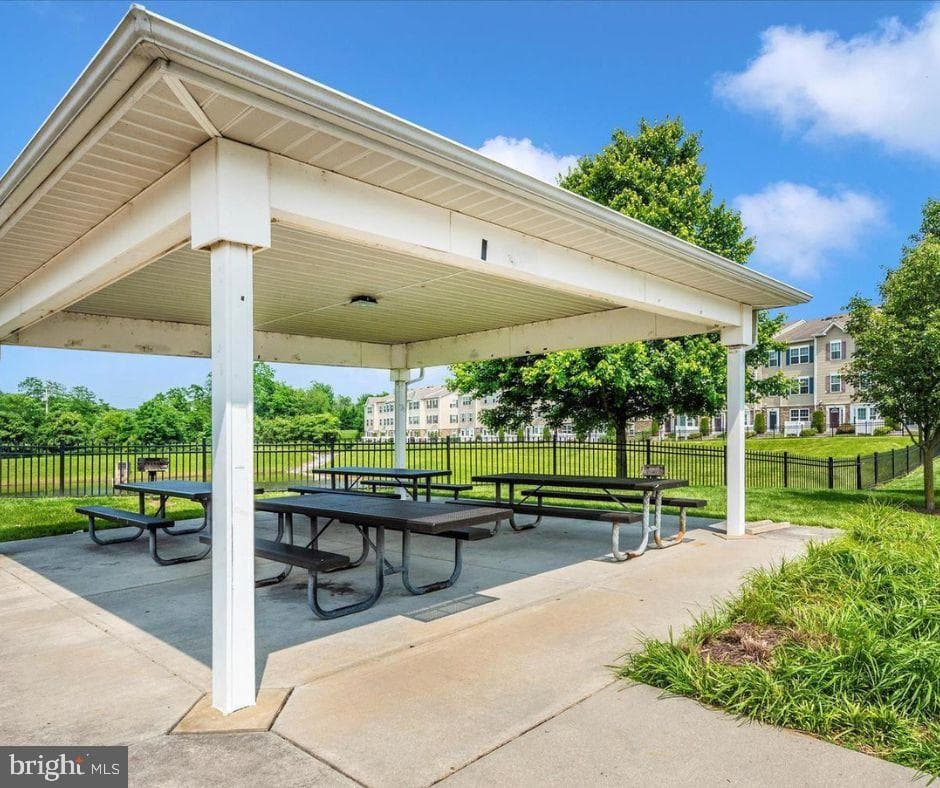 6515 Dundee Drive #240 photo 2
