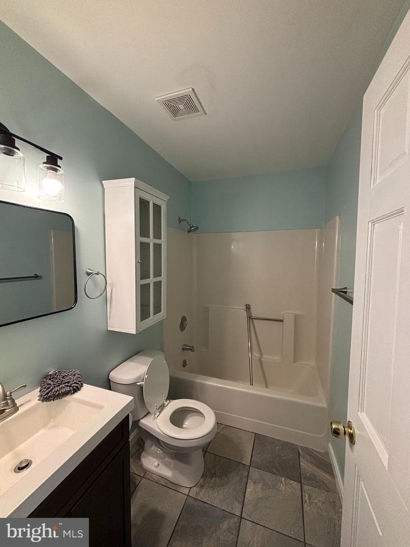 7 Zephyr Court photo 12