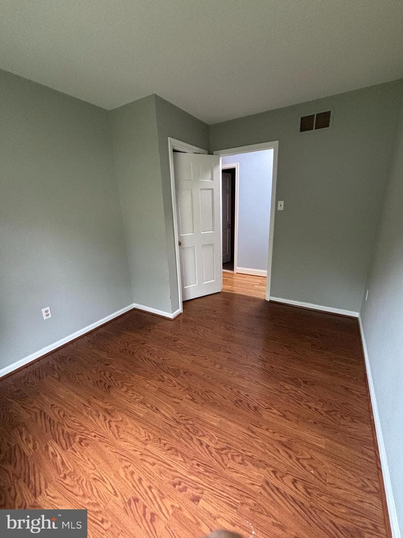 7 Zephyr Court photo 8