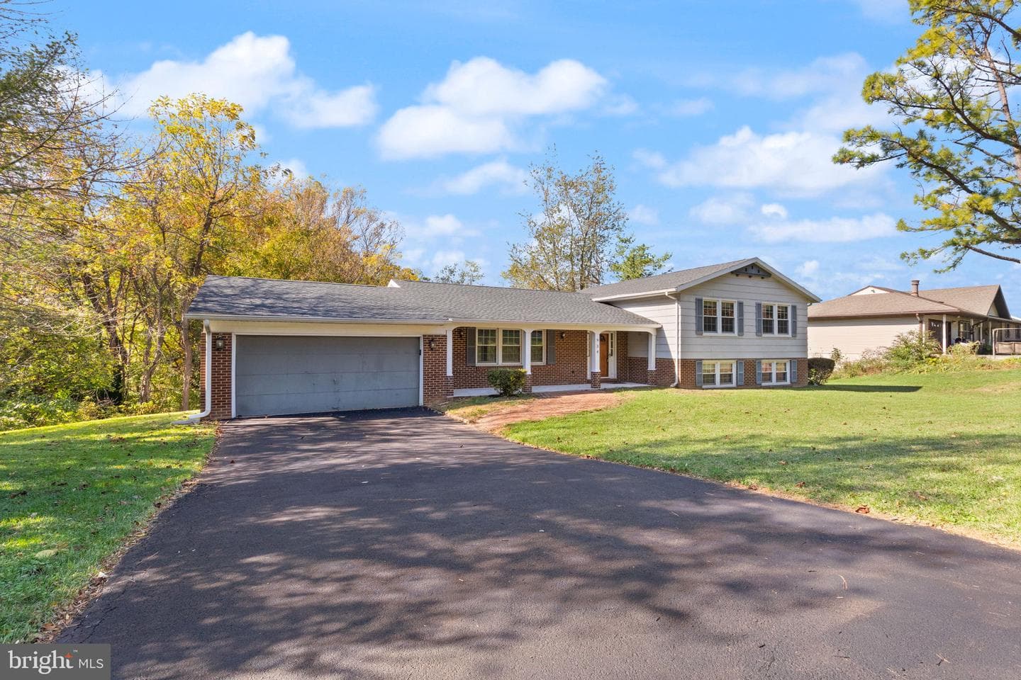 934 Winchester Drive photo 2