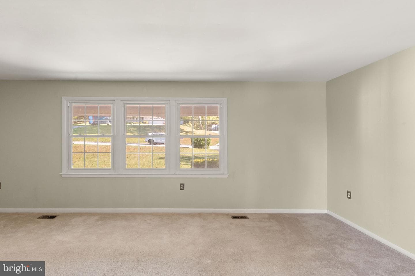 934 Winchester Drive photo 6