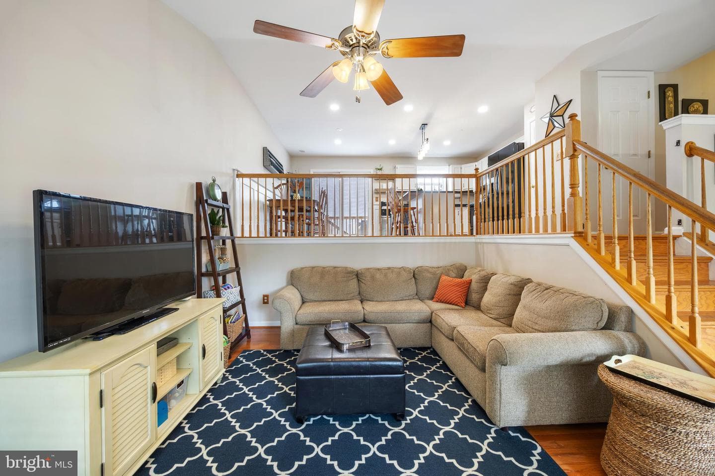 1205 Jo Apter Place photo 6