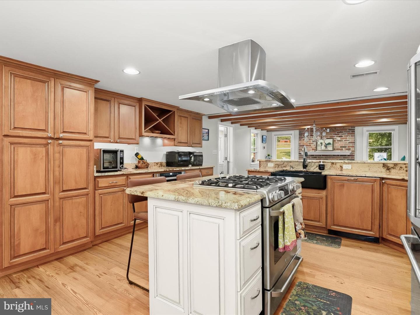 6270 Davis Road photo 10