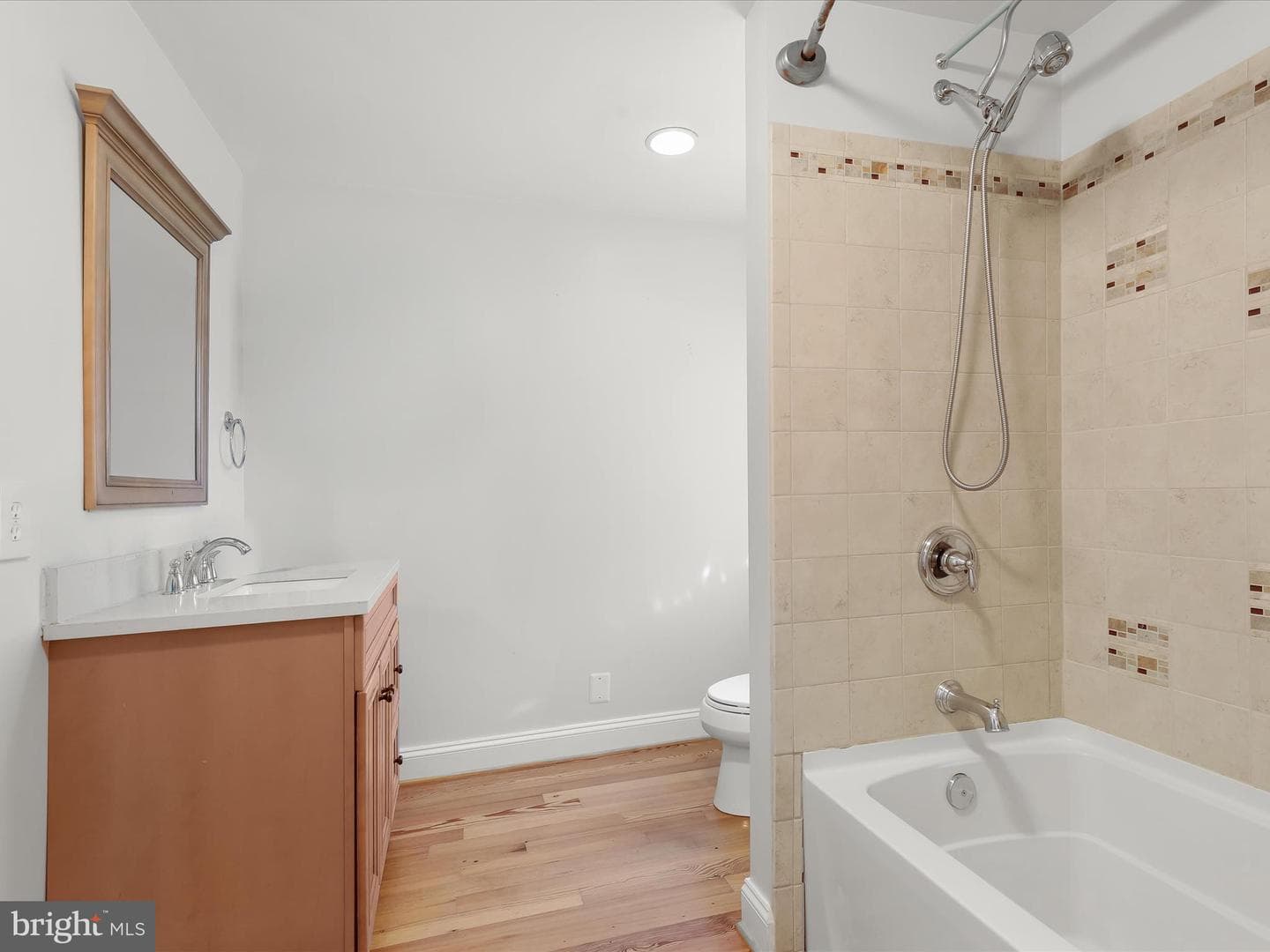 6270 Davis Road photo 21