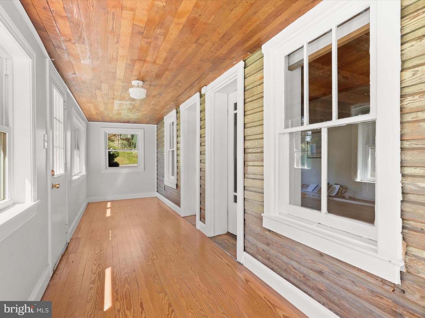 6270 Davis Road photo 5