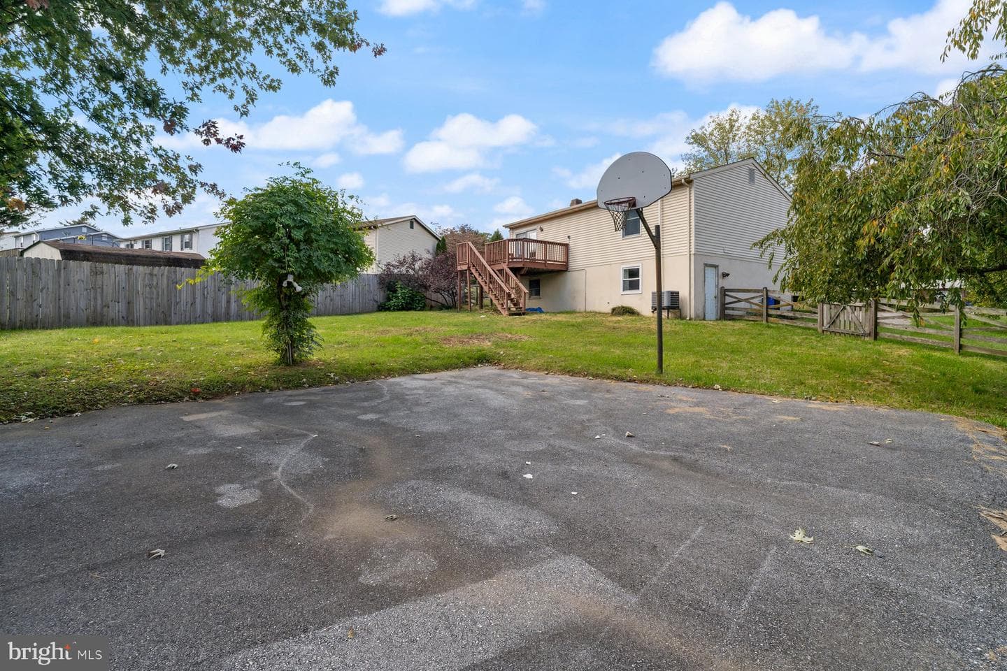 2913 Tulip Way photo 25