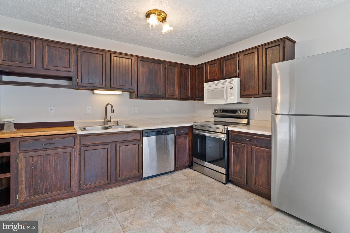 2913 Tulip Way photo 8