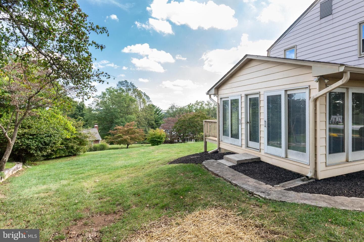 61 Ridge Road photo 3
