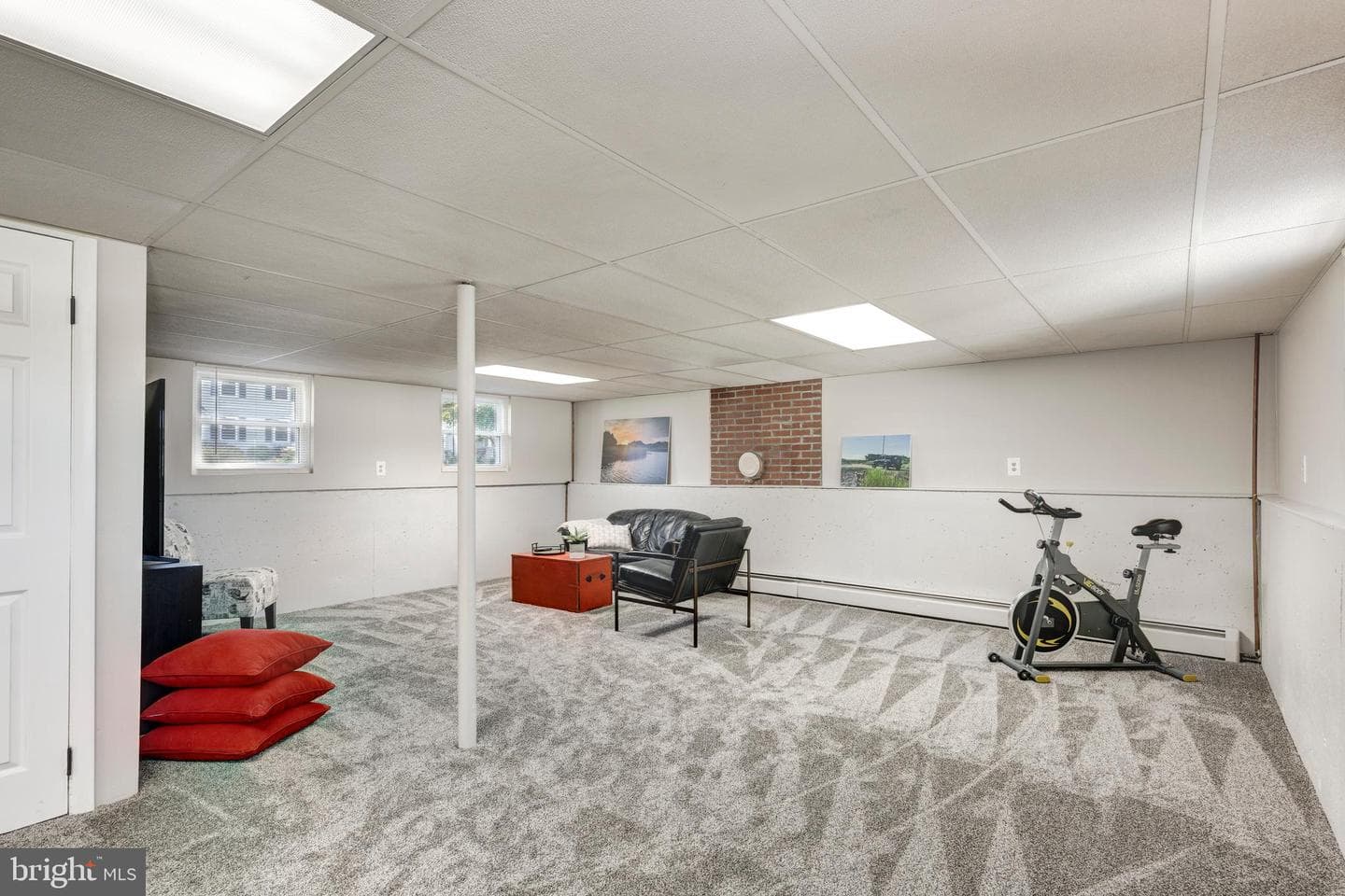 2108 Hanover Pike photo 32
