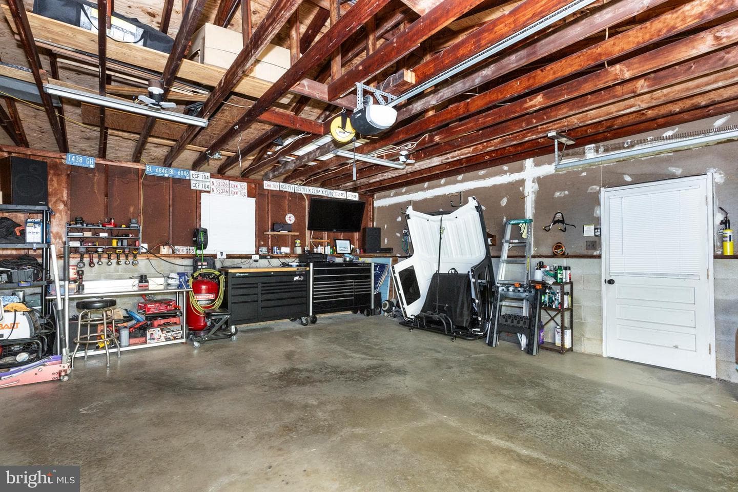 2108 Hanover Pike photo 45