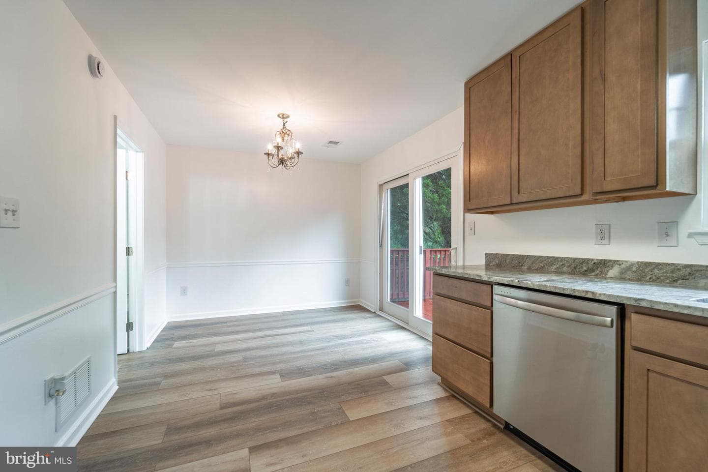 807 Washington Road photo 10