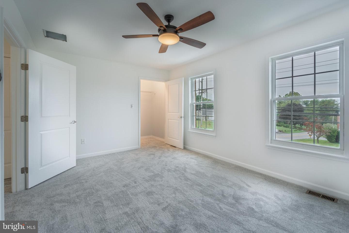 807 Washington Road photo 14