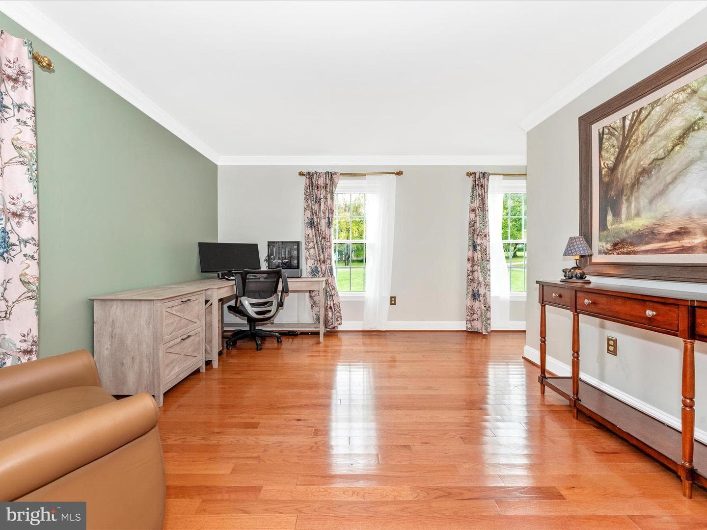 1204 Weymouth Street photo 4