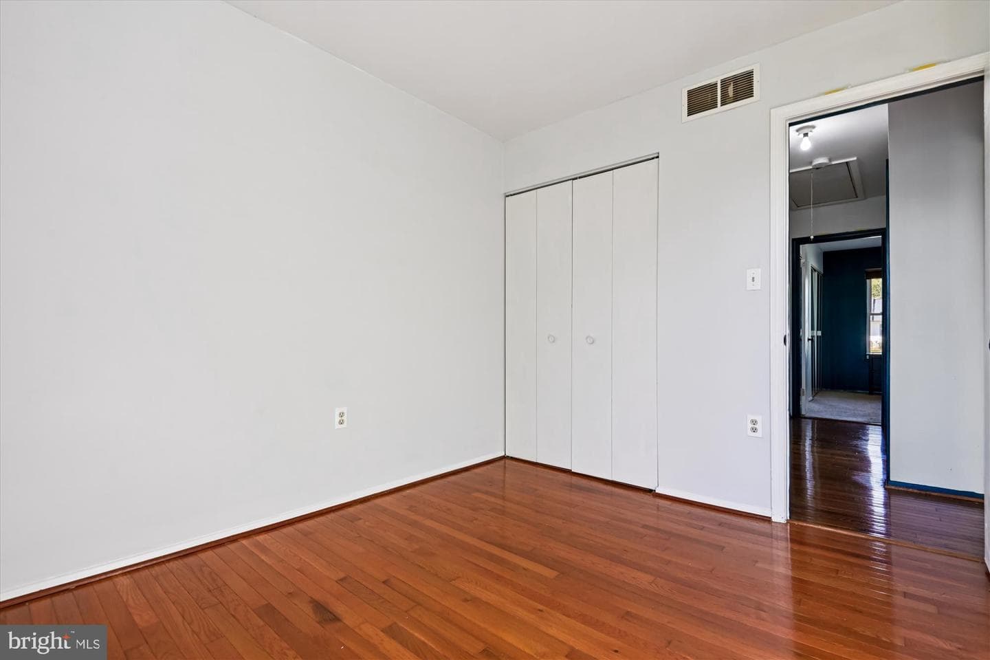 304 Crestview Court photo 25