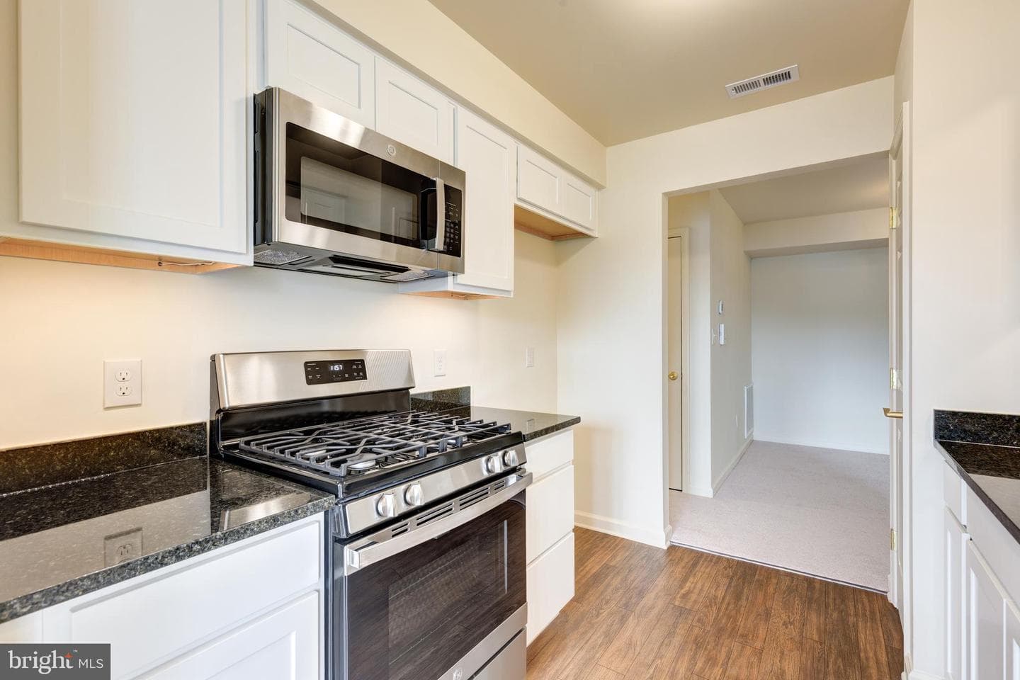 820 Wembley Drive #3a photo 10