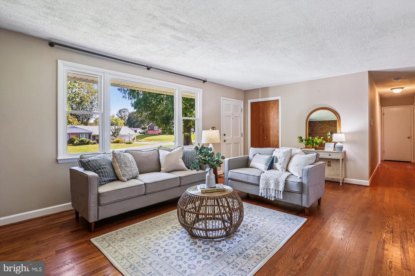 2105 Country Fair Lane photo 3