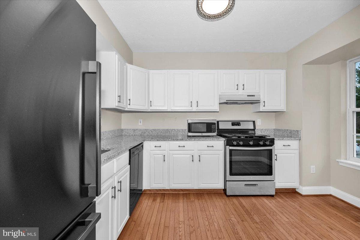 1184 Heathfield Road photo 6