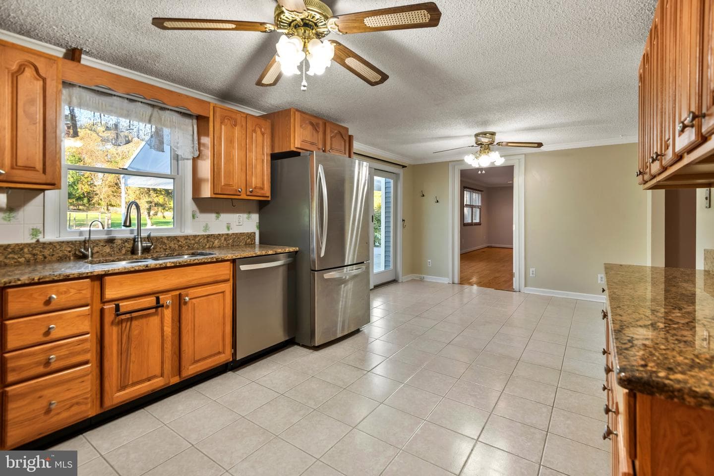 3402 Blueberry Lane photo 9