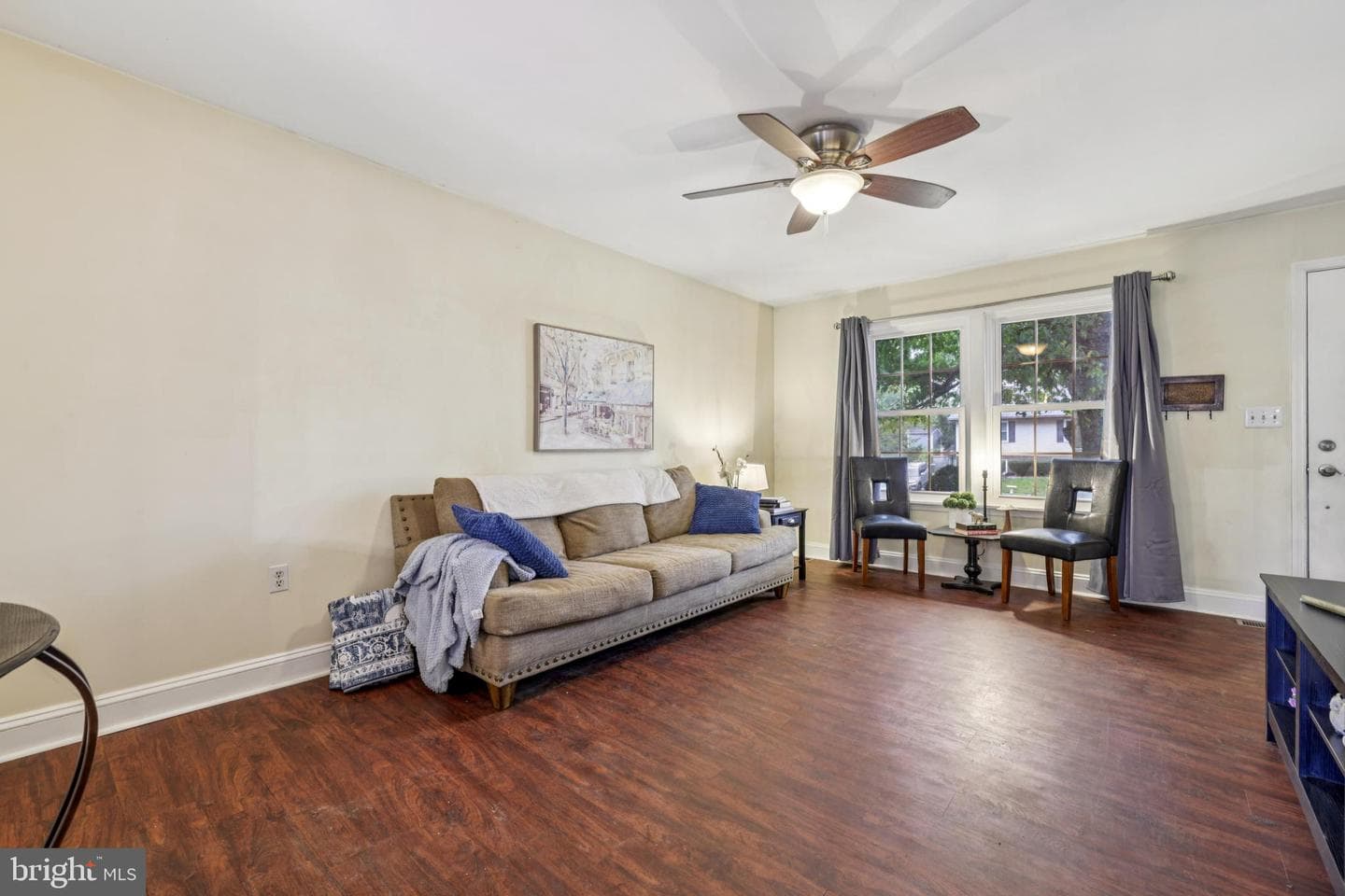 6565 Macbeth Way photo 4