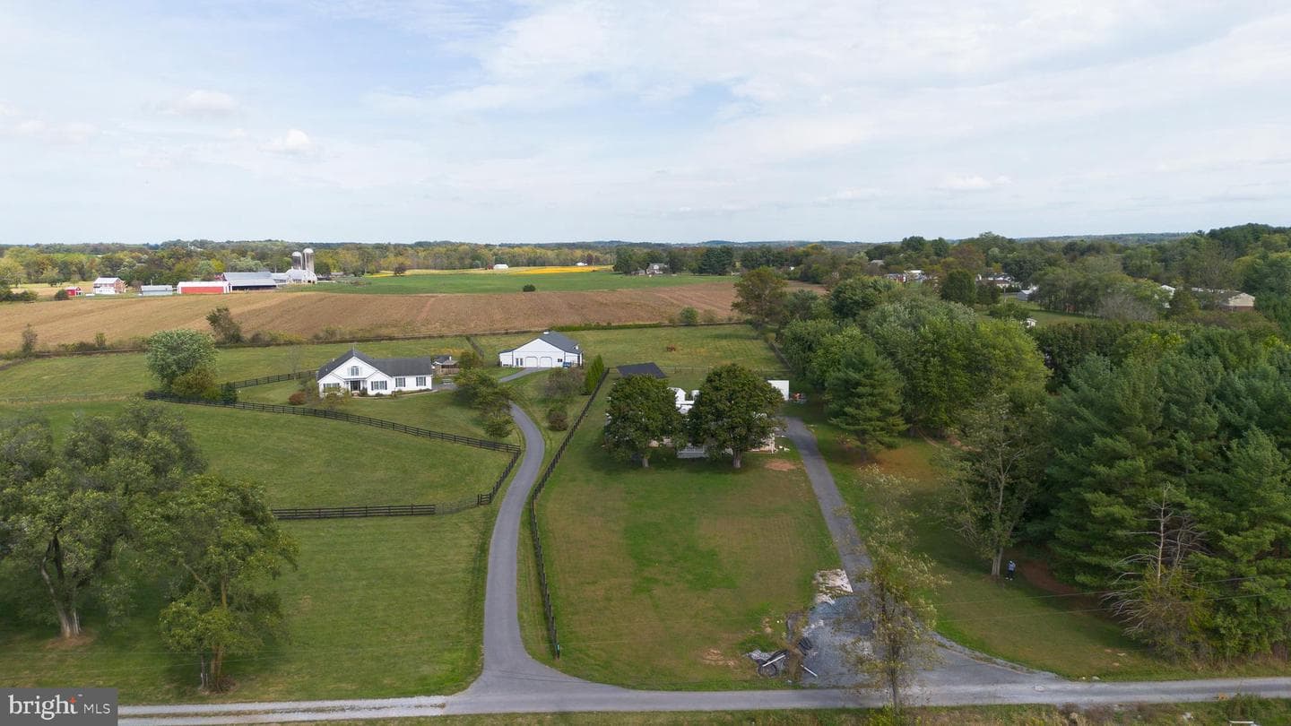 4174 Francis Scott Key Highway photo 4