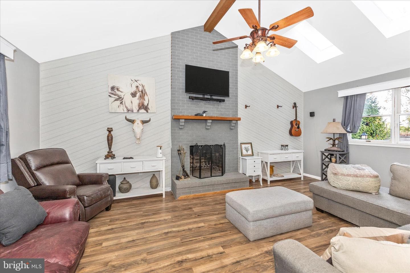 6633 Wind Ridge Road photo 4