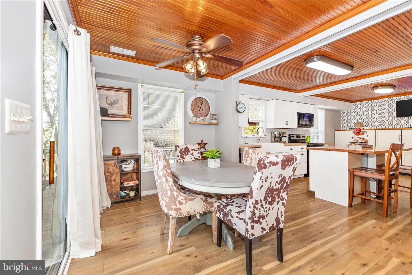 6633 Wind Ridge Road photo 8