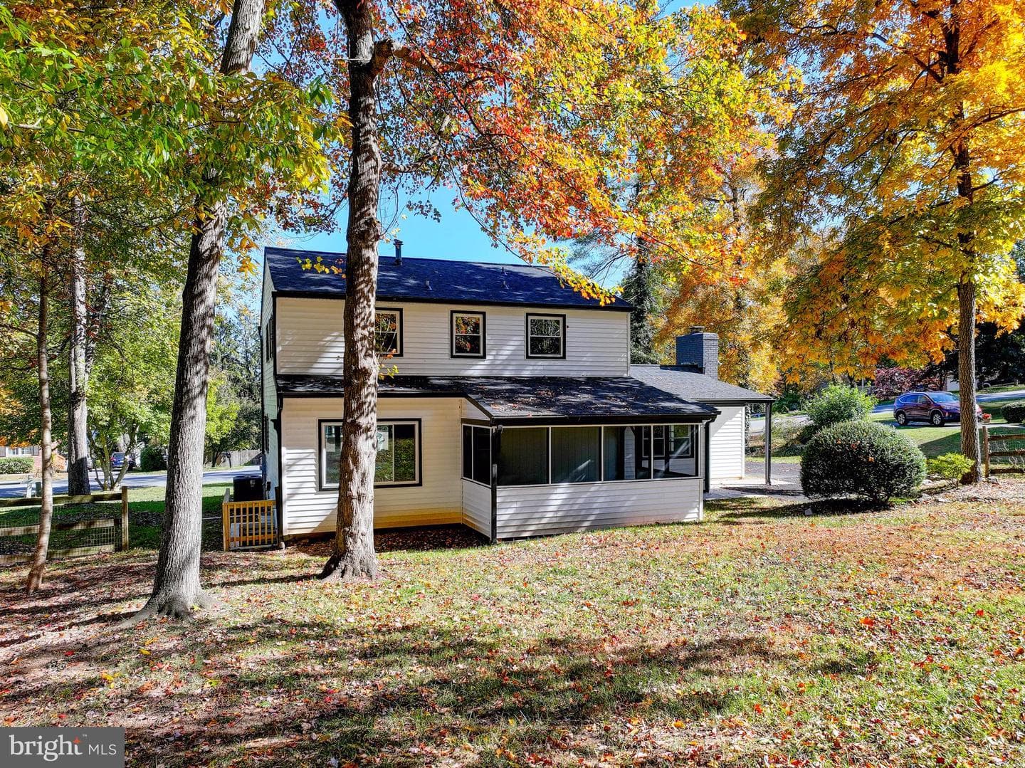 2411 Clydesdale Road photo 49