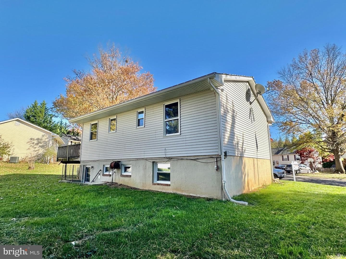 1625 Andylin Way photo 8