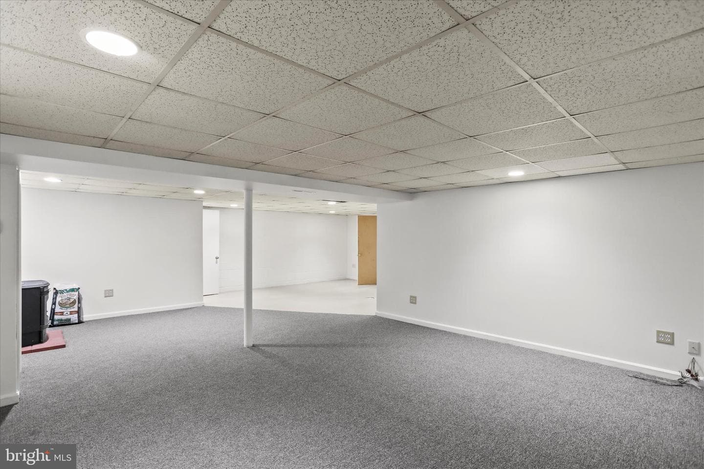 238 Bezold Avenue photo 25