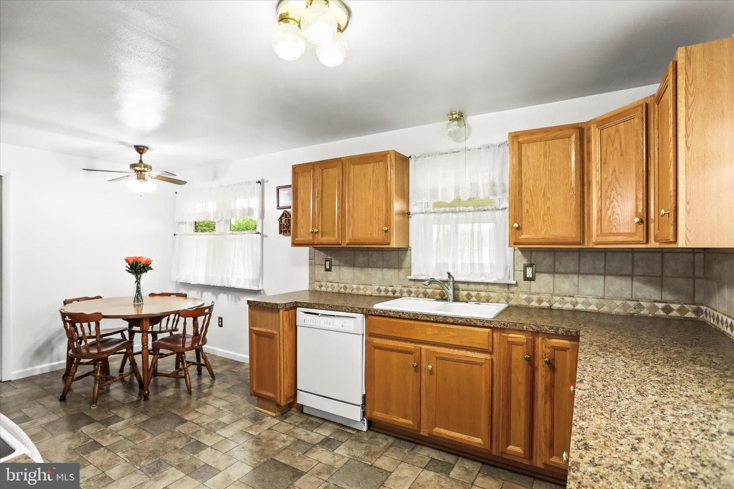 238 Bezold Avenue photo 8
