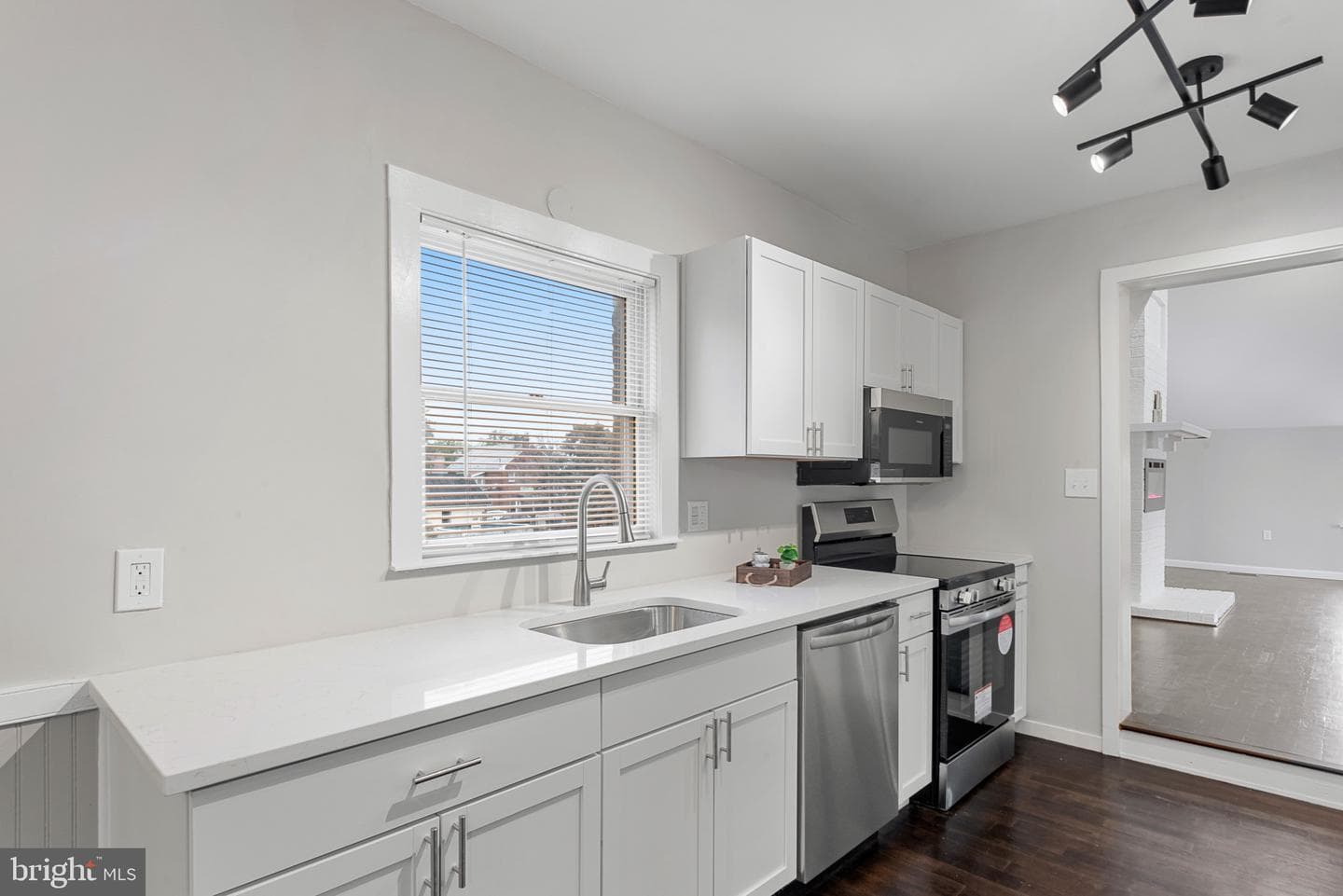 430 E Baltimore Street photo 10