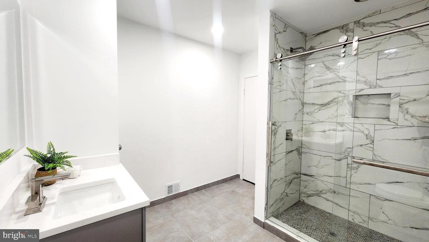 430 E Baltimore Street photo 13