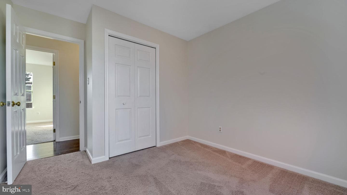 1175 Caton Road photo 11