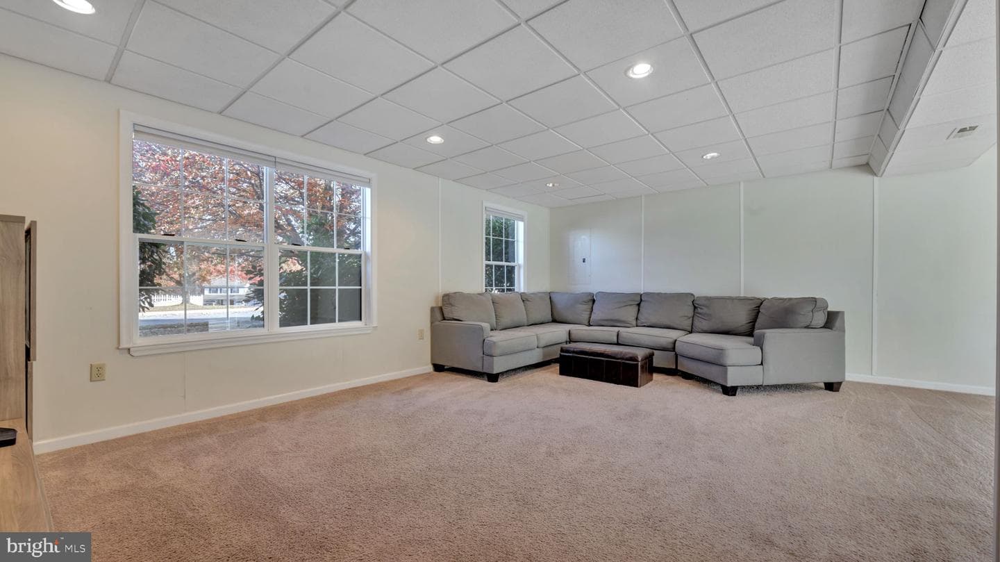 1175 Caton Road photo 27