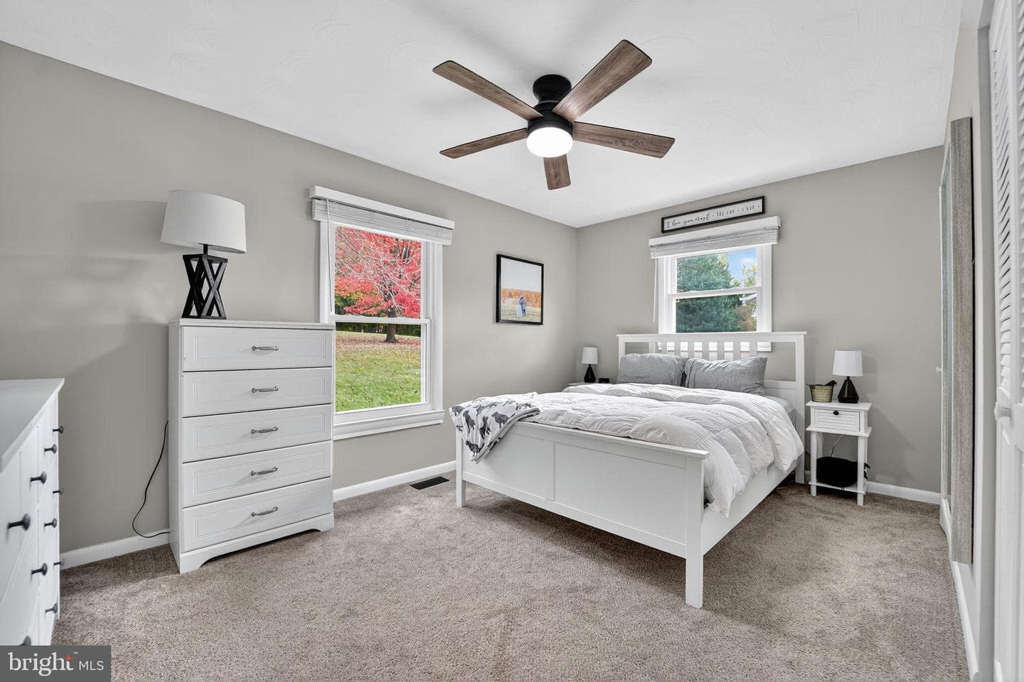 298 Jenny Drive photo 16