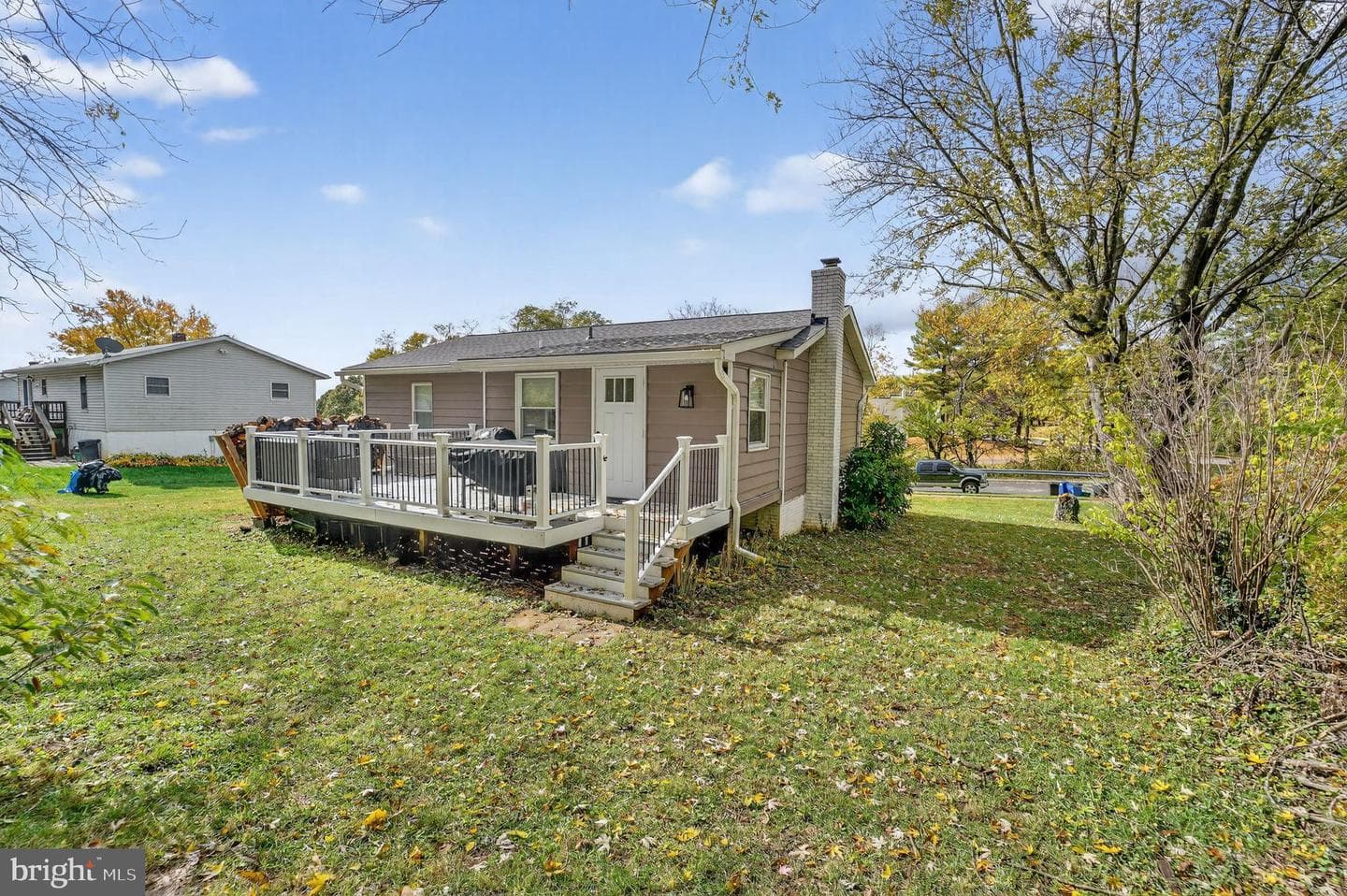 298 Jenny Drive photo 4