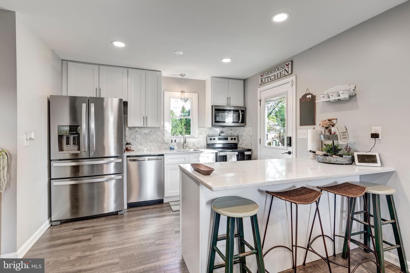 1318 Naugahyde Road photo 4