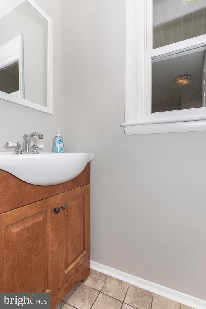 6504 Donnegal Way photo 38