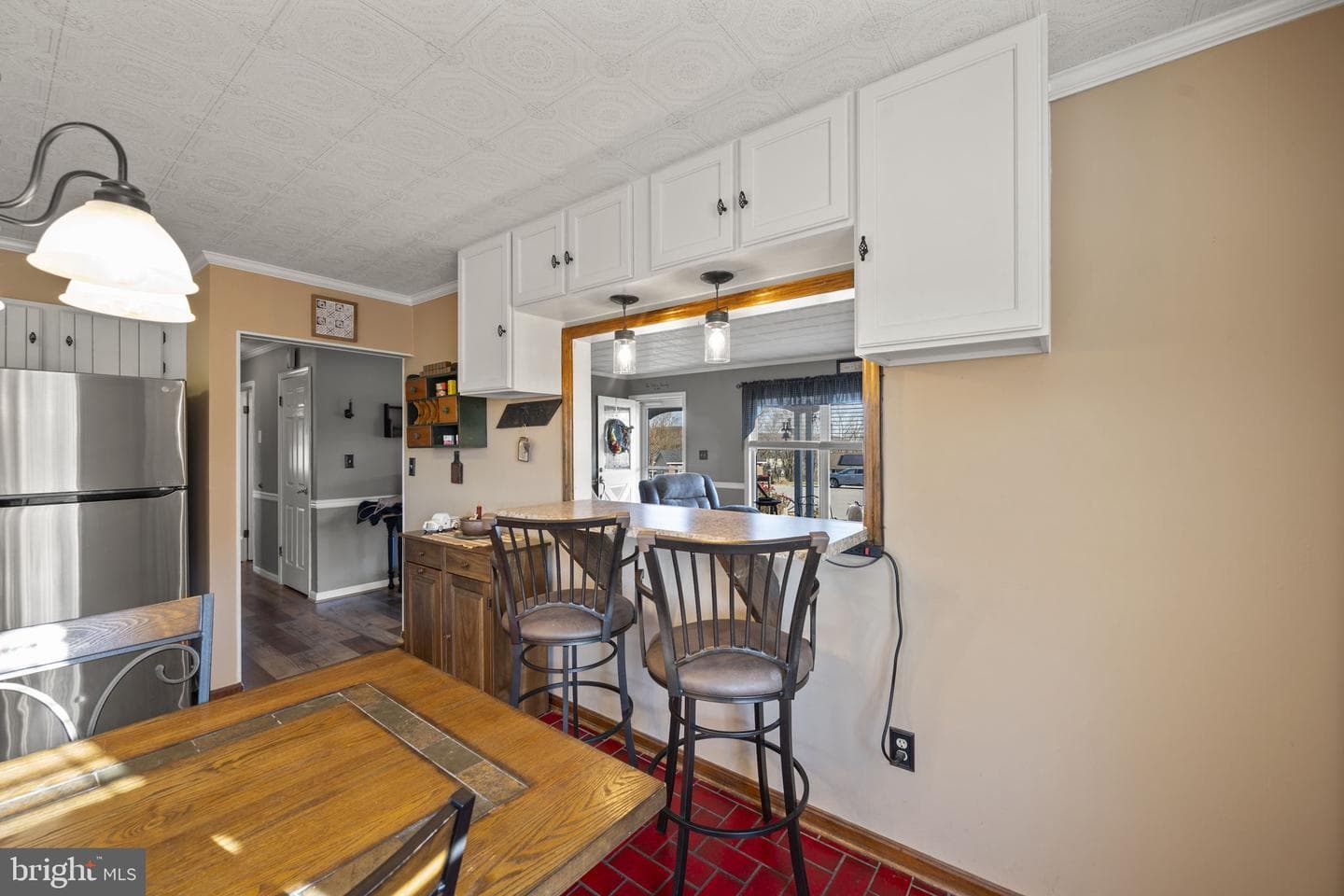 418 London Court photo 15