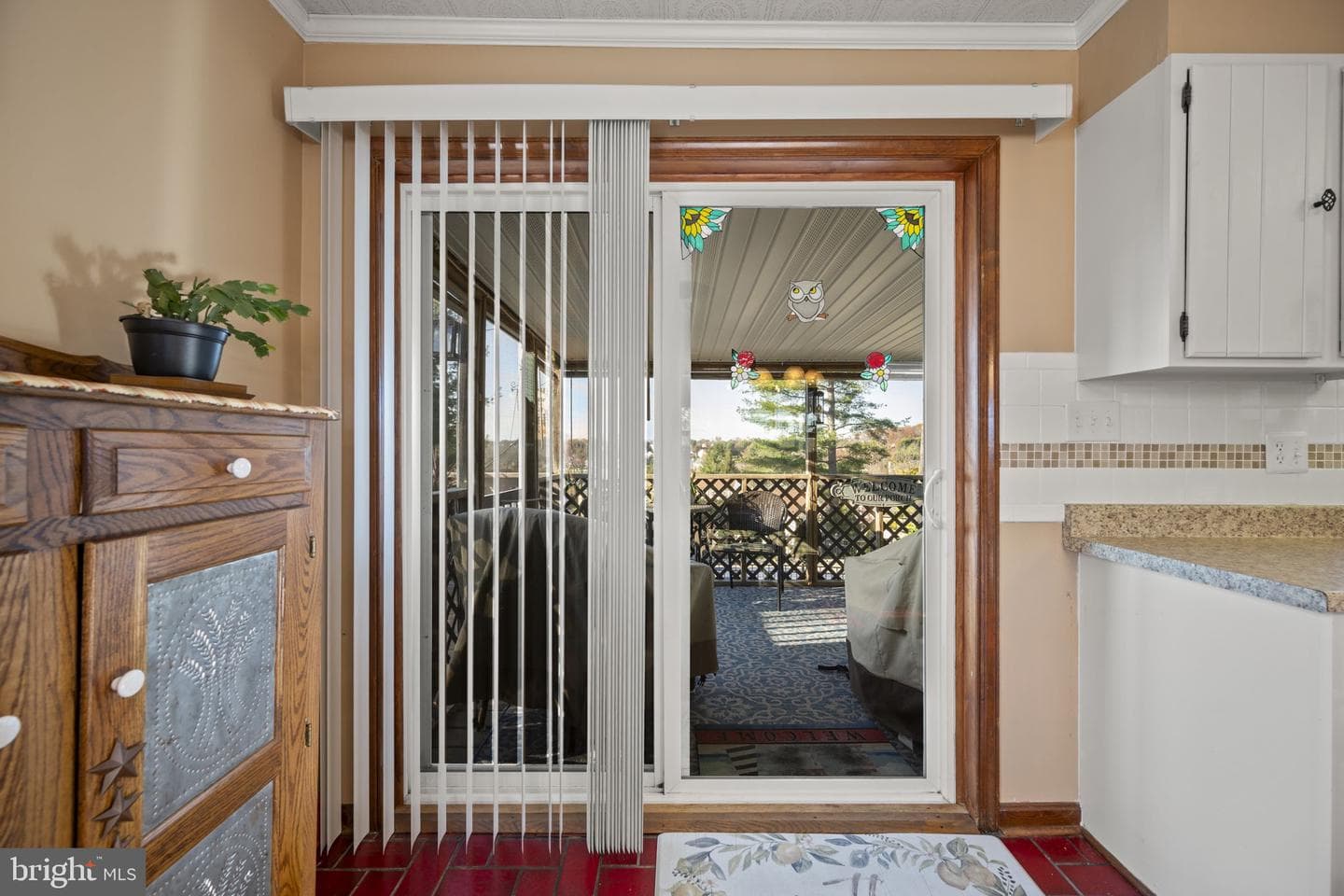 418 London Court photo 20