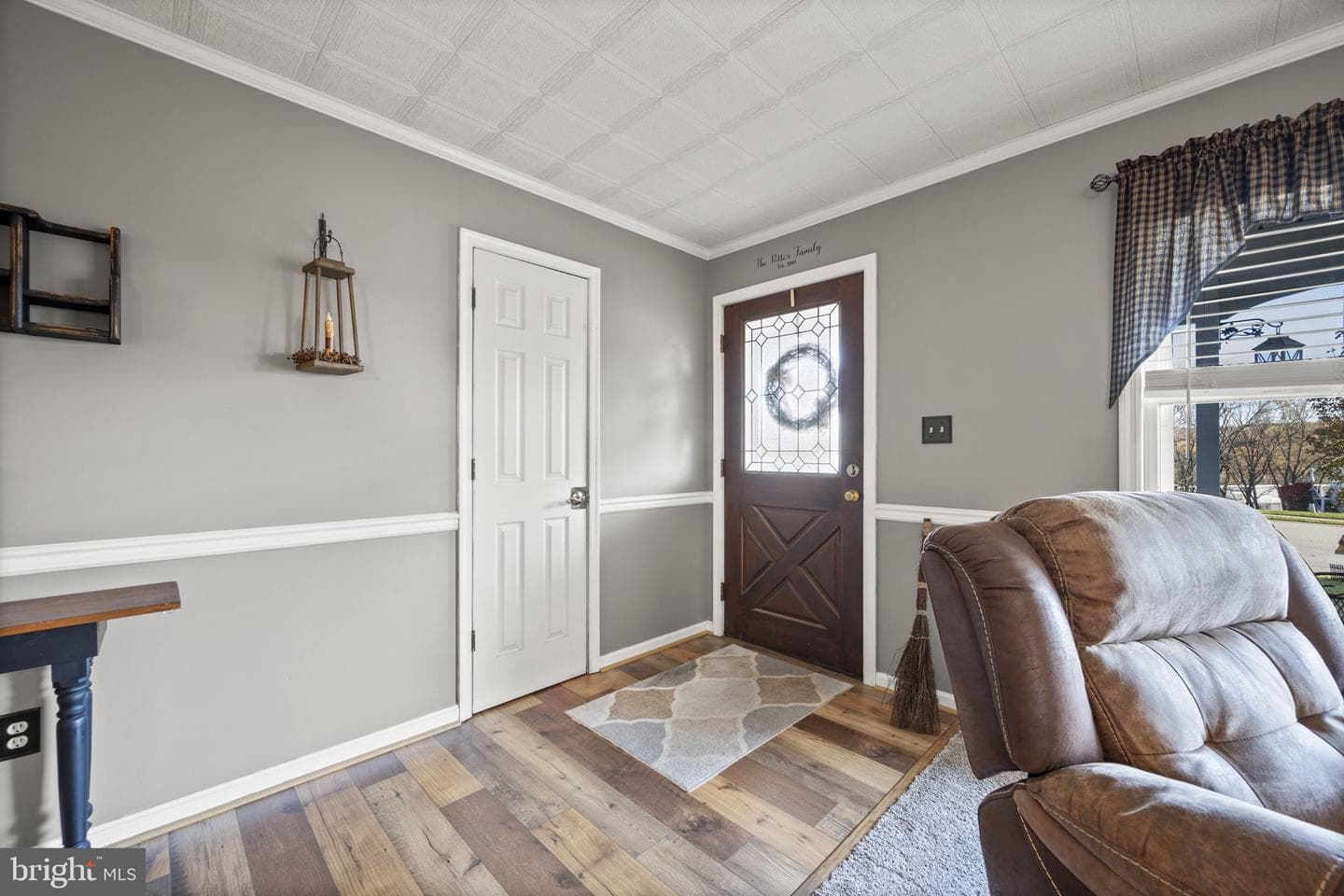 418 London Court photo 7