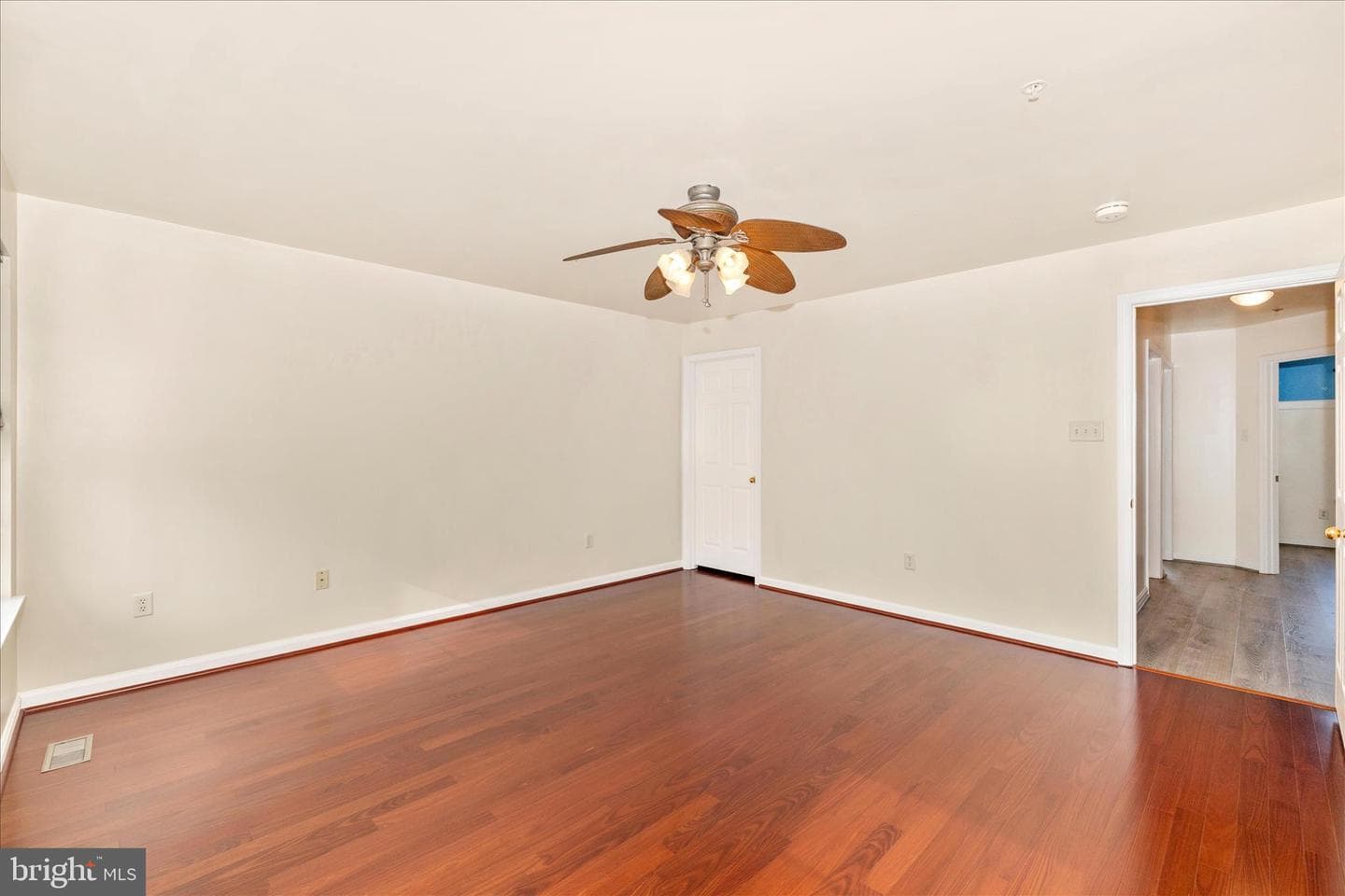 1520 Chessie Court photo 32